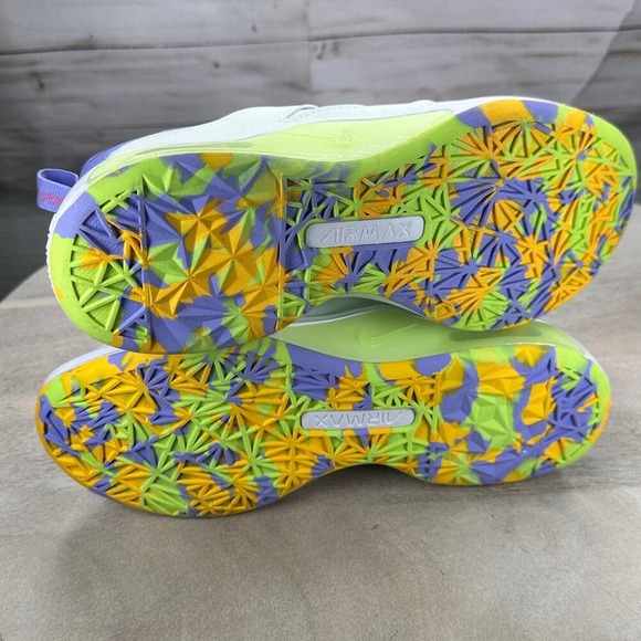 Nike Air Max Bella TR 5 Womens Sneakers Size 6 Barely Green Light Thistle White - Picture 9 of 12